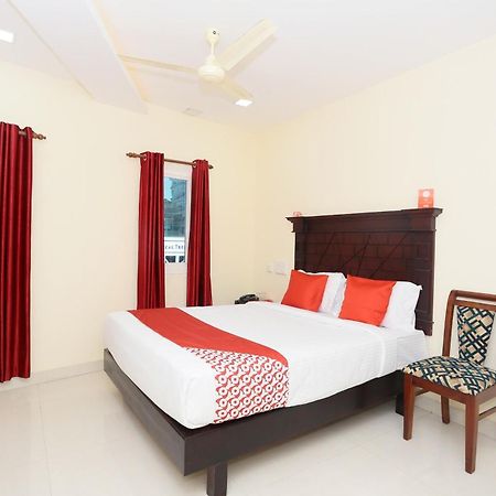 Hotel O Malabar Plaza Kochi Exterior photo