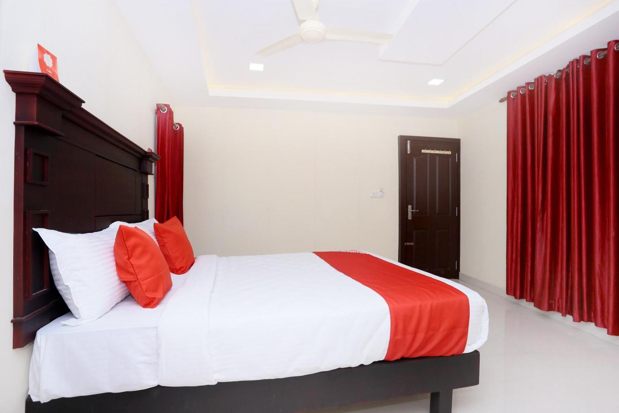 Hotel O Malabar Plaza Kochi Exterior photo